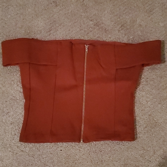 Burnt orange - Picture 2 of 2